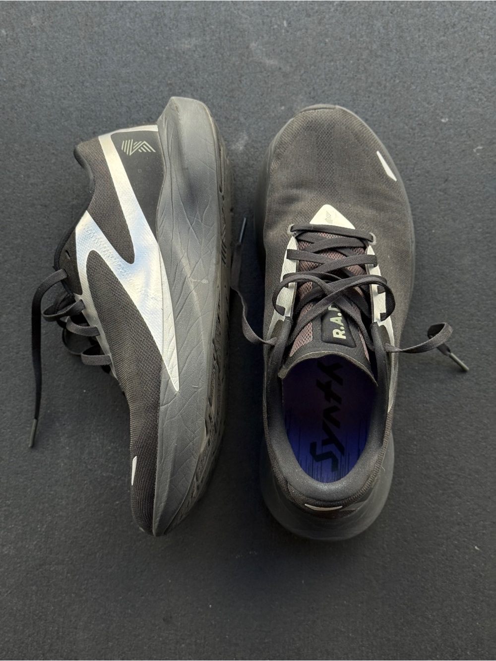 RAD Global Synth running shoes (men’s 9.5)